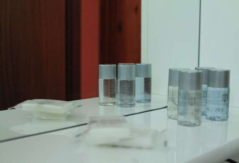 غرفة عائلية, Ostello Su Mannau