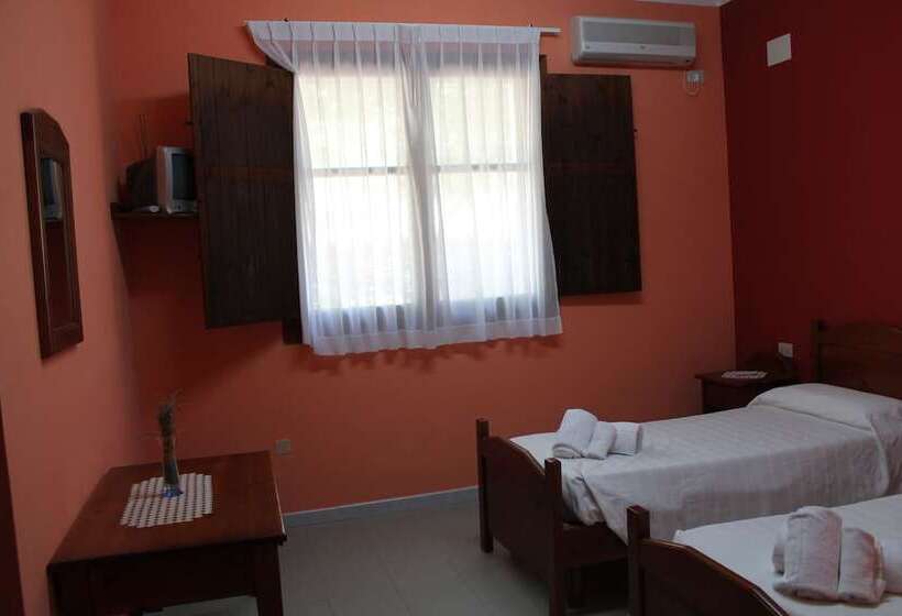 غرفة عائلية, Ostello Su Mannau