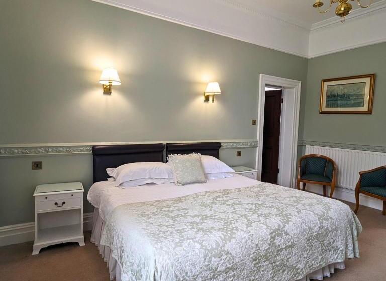 Номер Стандарт, Shaw Hill Hotel Golf And Country Club
