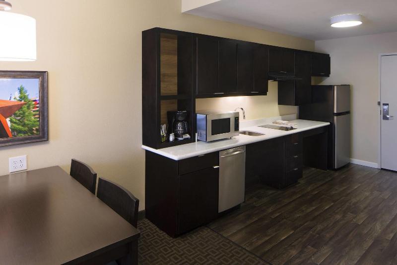 Standard Studio King Bed, Towneplace Suites By Marriott Austin Round Rock
