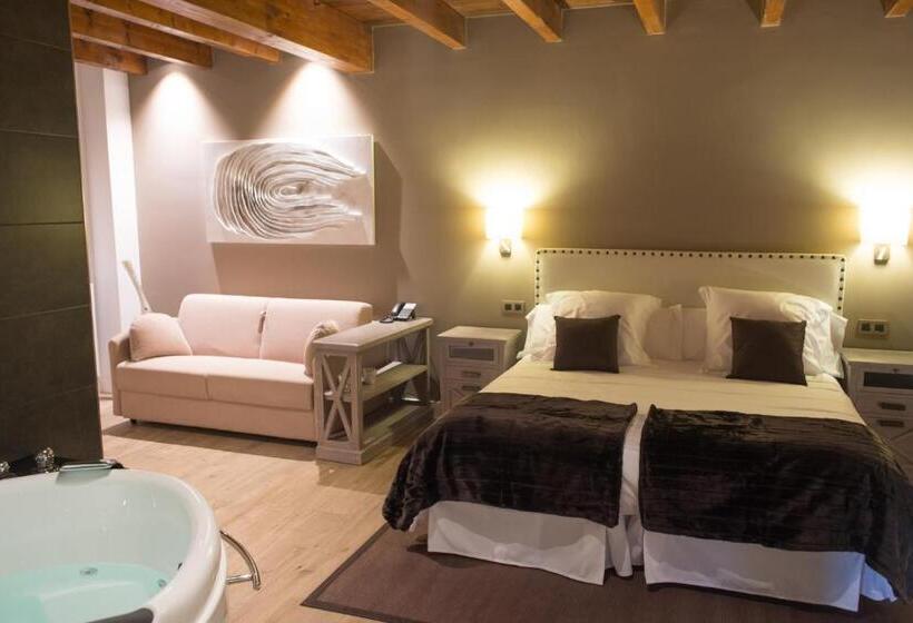 جناح سرير كينج, Osabarena Hotela