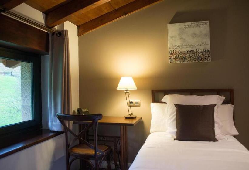 غرفة قياسية فردية, Osabarena Hotela