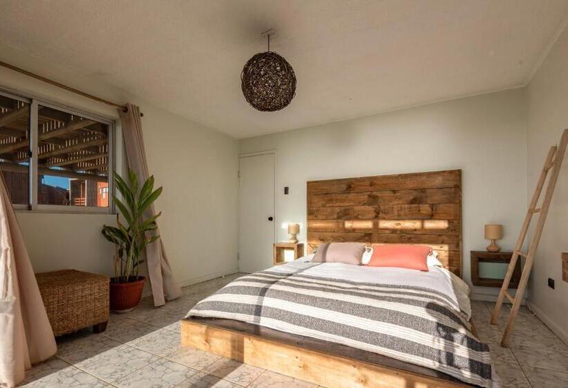 اتاق لوکس با بالکن و چشم‌انداز دریا, Sudeste Hostel