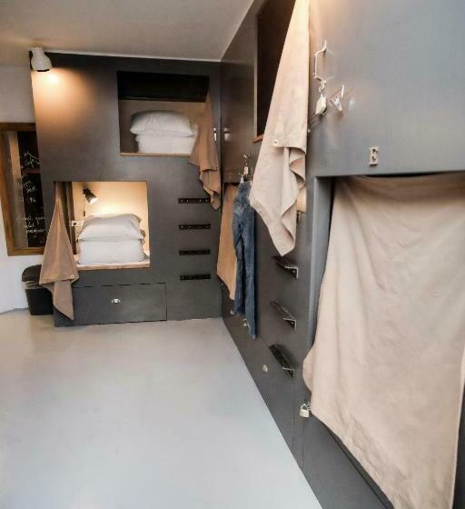 Capsule, Woodah Hostel