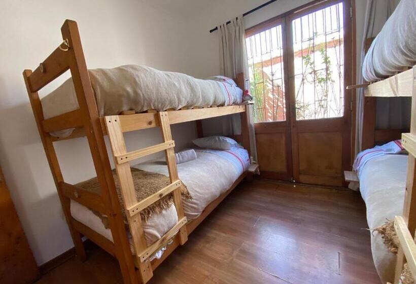 חדר משפחתי חדר אמבטיה משותף, El Arbol Hostel