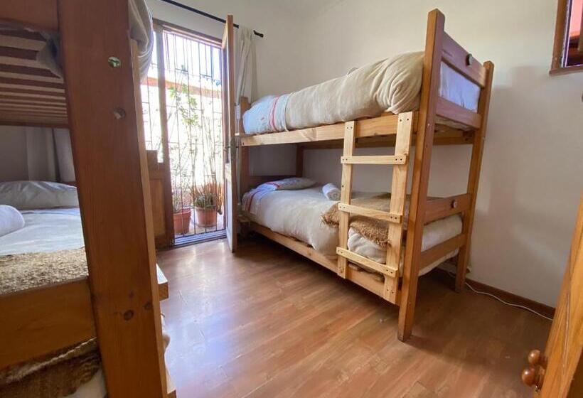 חדר משפחתי חדר אמבטיה משותף, El Arbol Hostel