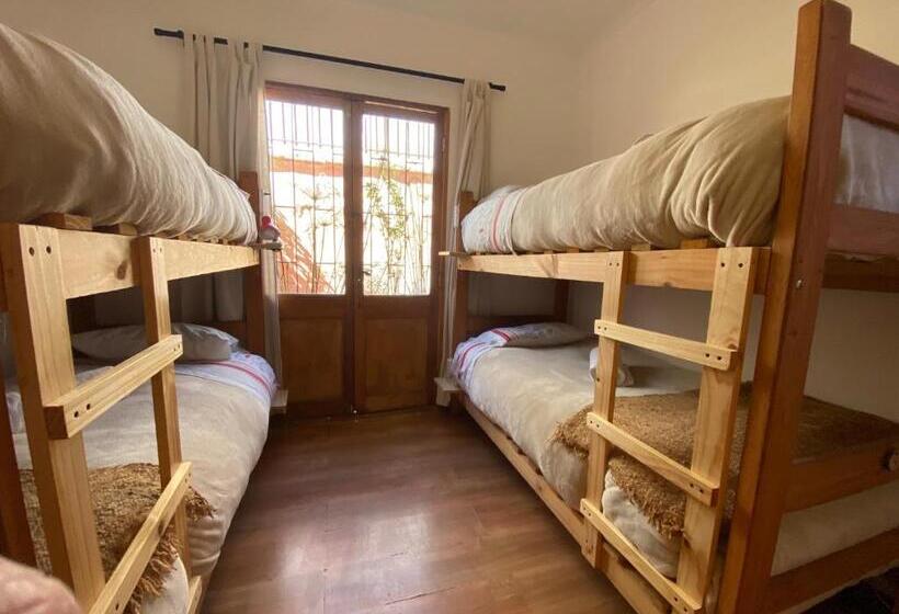 חדר משפחתי חדר אמבטיה משותף, El Arbol Hostel