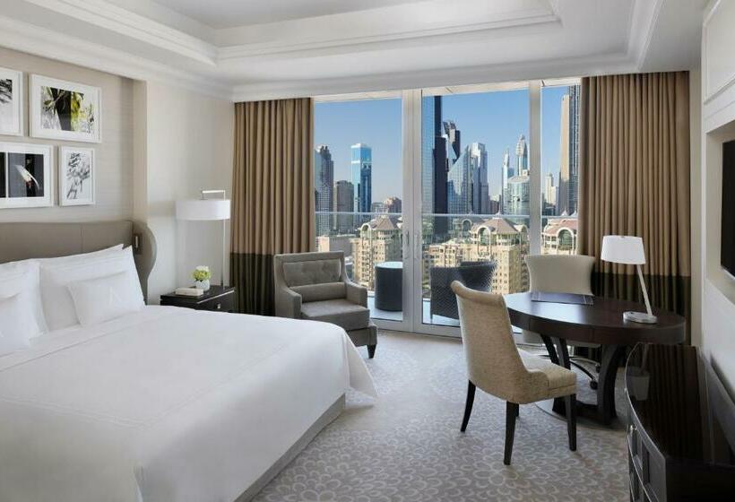 Номер Deluxe, Kempinski The Boulevard Dubai