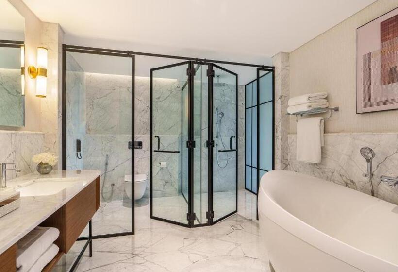 سوئیت با چشم‌انداز, Kempinski The Boulevard Dubai