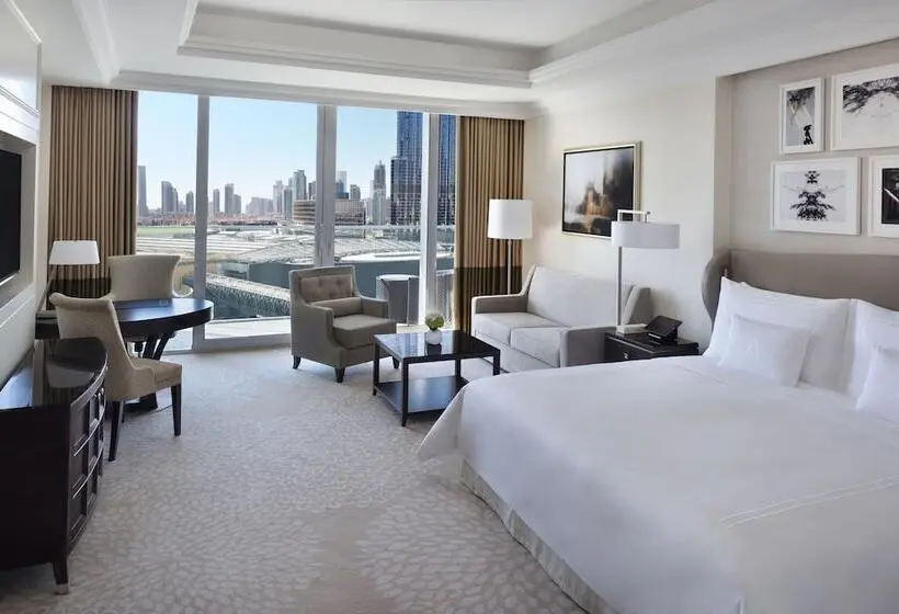 Premium room with view, Kempinski The Boulevard Dubai