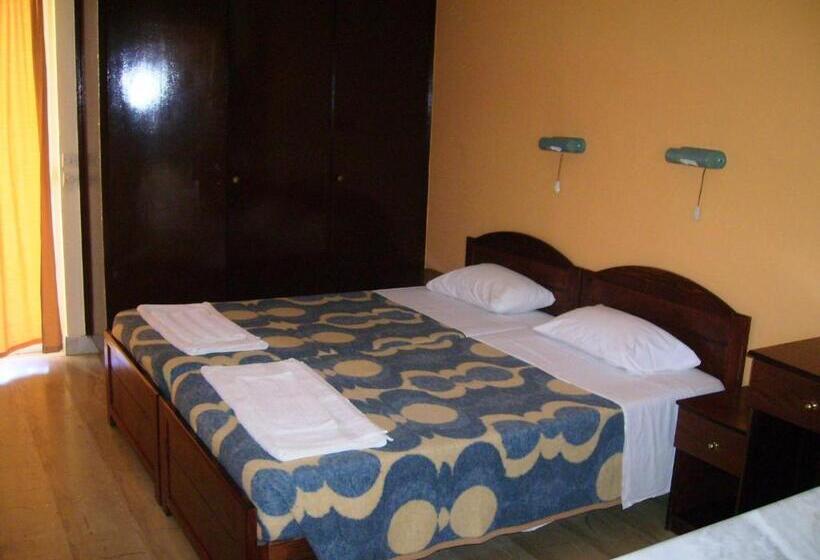 标准工作室, Aggelos Family