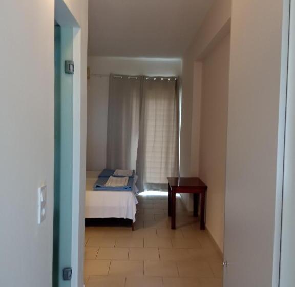 高级工作室, Aggelos Family