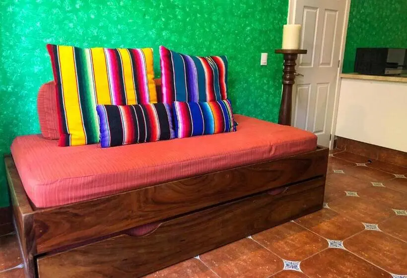 マスタースイートルーム, Casa Lotería Pueblito Sayulita Colorful, Family And Relax Experience With Private Parking And Pool