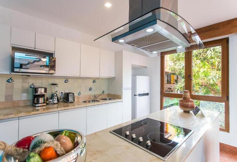 סוויטת מאסור, Casa Lotería  Pueblito Sayulita  Colorful, Family And Relax Experience With Private Parking And Pool