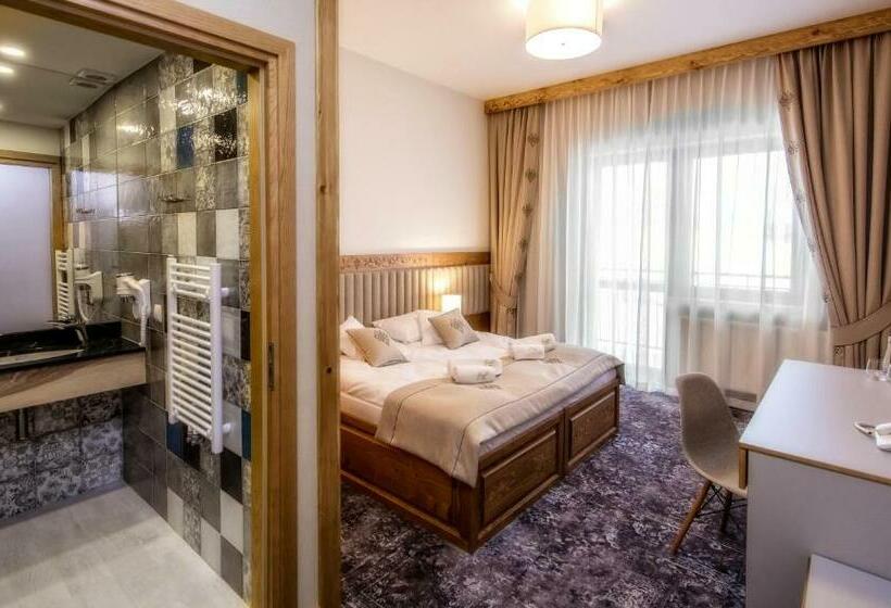 バルコニー付きスタンダードルーム, Gold