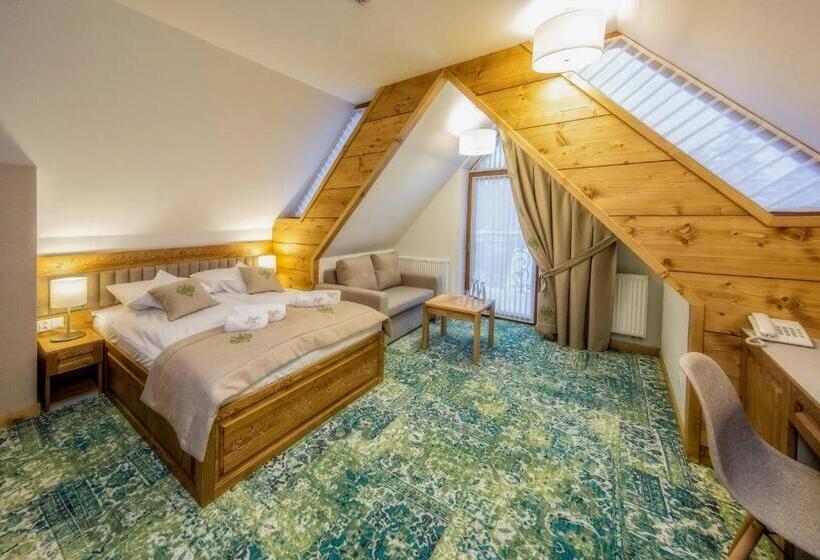 バルコニー付きデラックスルーム, Gold