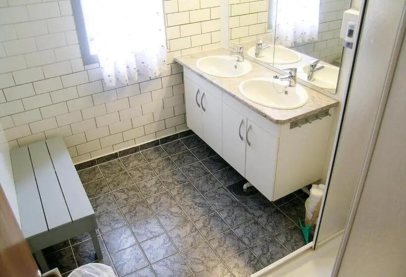 Standard Yhden Hengen Huone Jaettu Kylpyhuone, Lofoten Sommerhotell Og Vandrerhjem