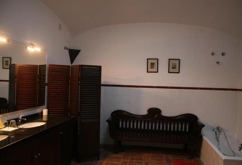 スーペリアースイート, Rural Las Grullas