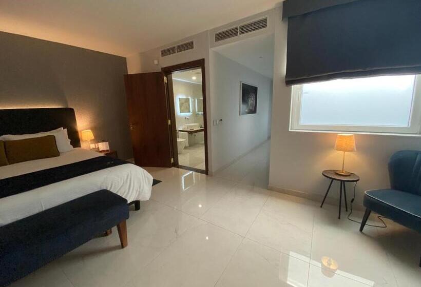 اتاق استاندارد اینتریور, The Duke Boutique