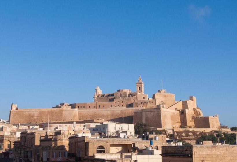 سوئیت پرزیدنت, The Duke Boutique