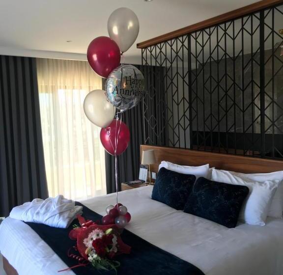 سوئیت پرزیدنت, The Duke Boutique