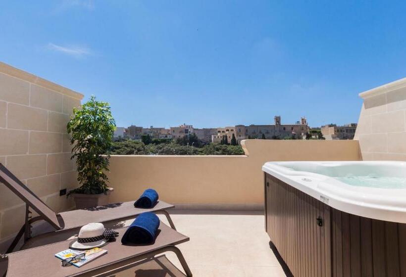 اتاق لوکس با وان آب گرم, The Duke Boutique