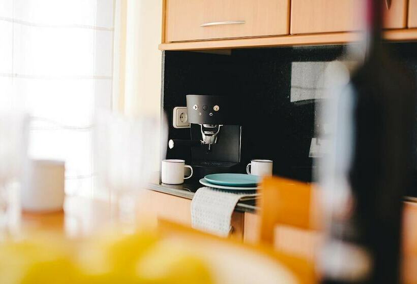 آپارتمان 1 خوابه, Marea Apart