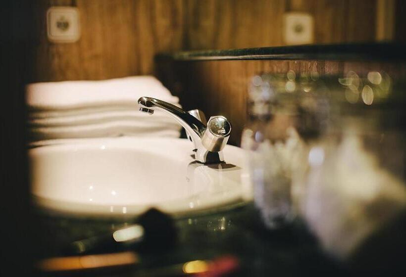 اتاق سوپریور سه تخته, Marea Apart