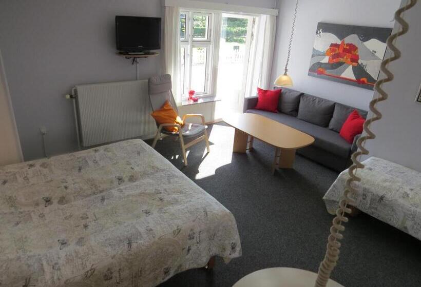 Студия Стандарт, Motel Garni Blåvand