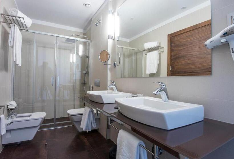 اتاق استاندارد, Parador De Lleida