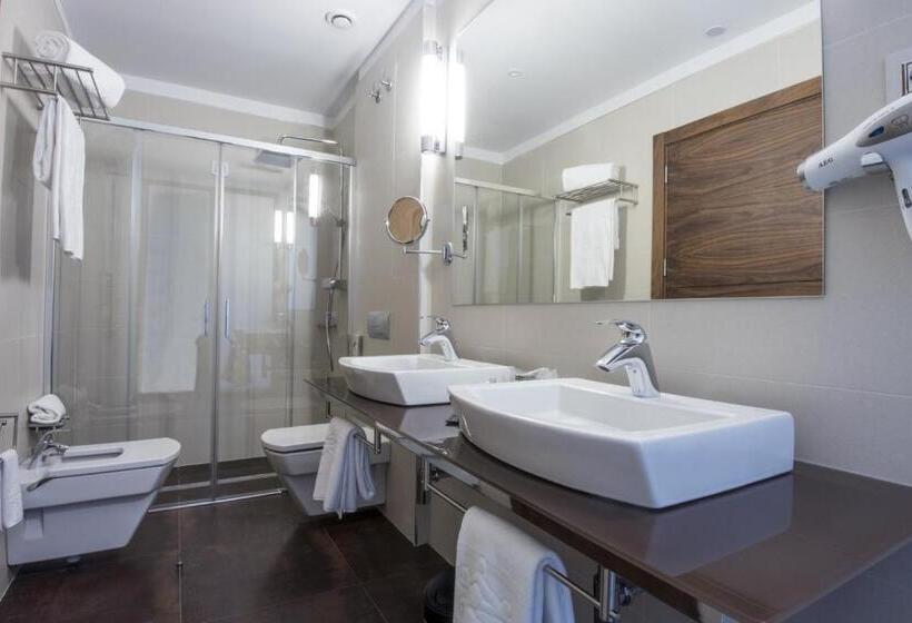 اتاق سوپریور, Parador De Lleida