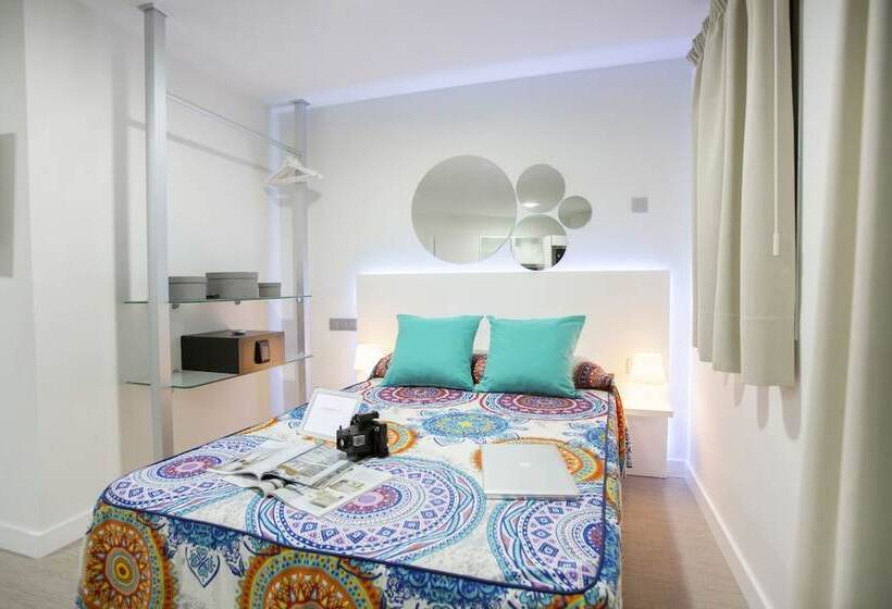 Полулюкс Одноместный с Террасой, Valentina Beach