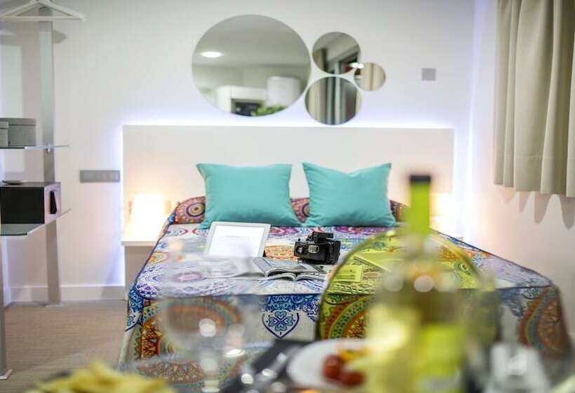 Полулюкс Одноместный с Террасой, Valentina Beach