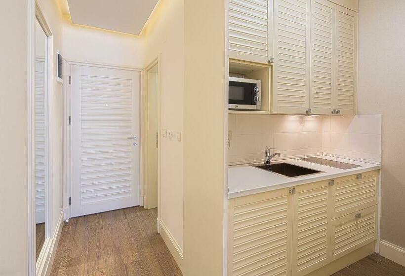 استودیوی استاندارد با چشم‌انداز دریا, Aparthotel Villa Aria