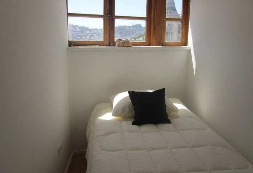 اتاق استاندارد یک نفره, Garivalpo Bed & Breakfast