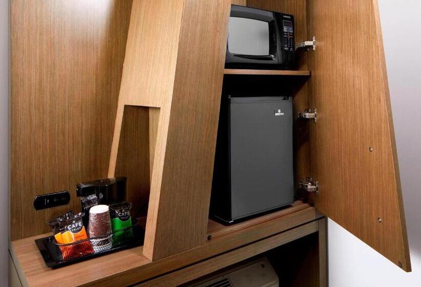 غرفة قياسية سرير كينج, Courtyard By Marriott Charlotte Fort Mill, Sc