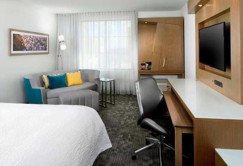 キングサイズベッドのスタンダードルーム, Courtyard By Marriott Charlotte Fort Mill, Sc
