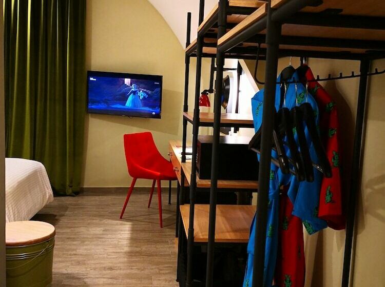 Standard Studio King Bed