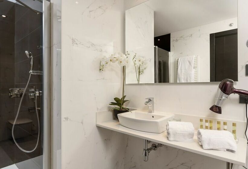 חדר סטנדרט, Eurostars Fuerte Ruavieja