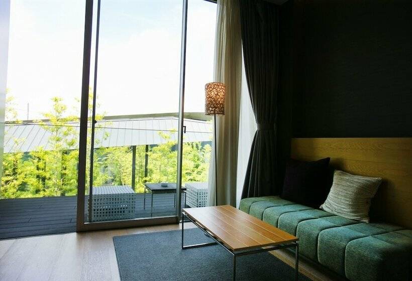 חדר סטנדרט, The Meibia Miyazaki