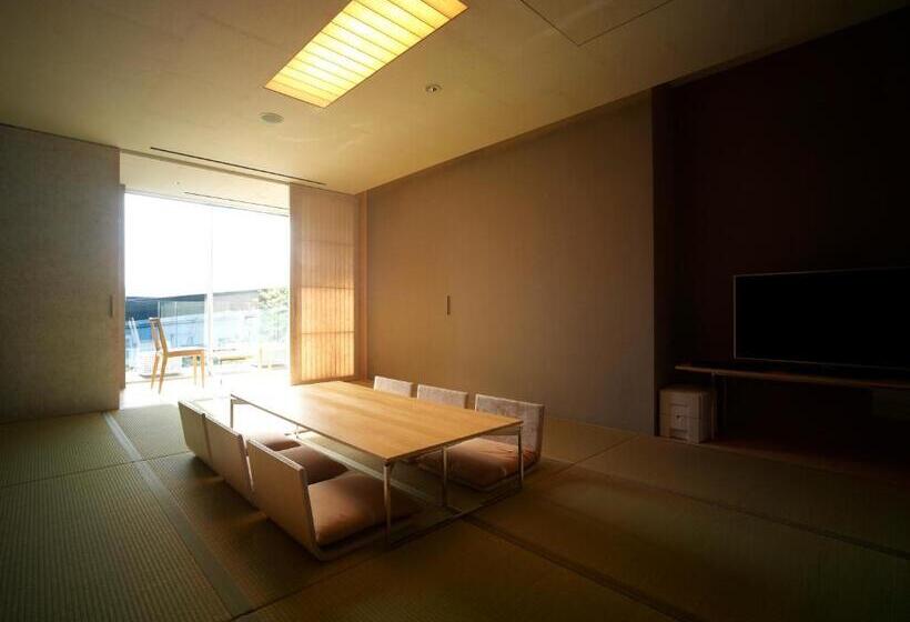 חדר סטנדרט, The Meibia Miyazaki