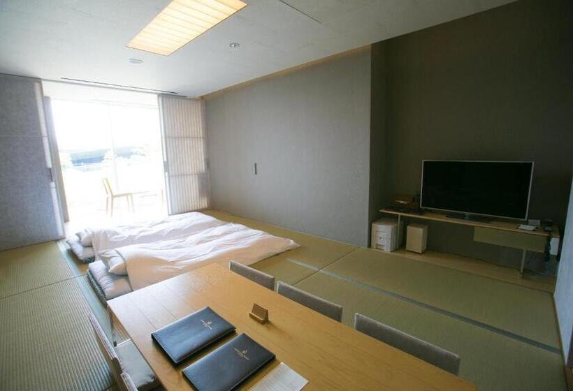 חדר סטנדרט, The Meibia Miyazaki