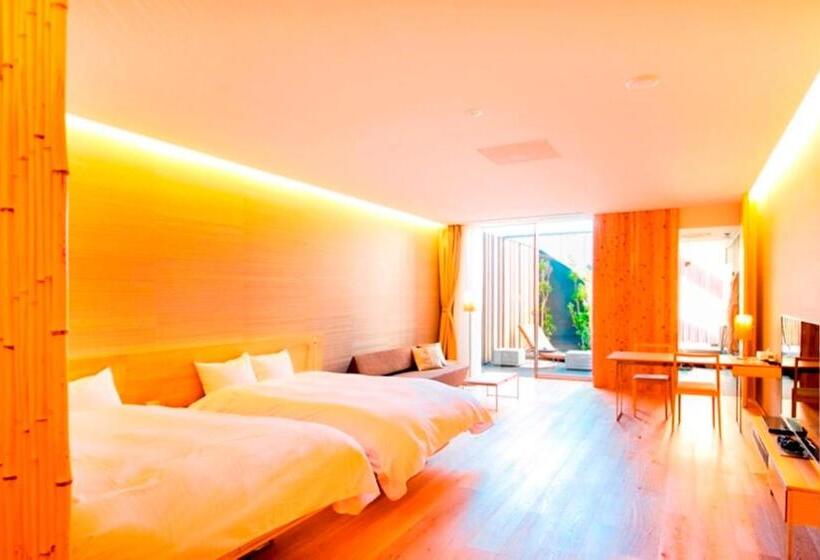 חדר דלוקס, The Meibia Miyazaki