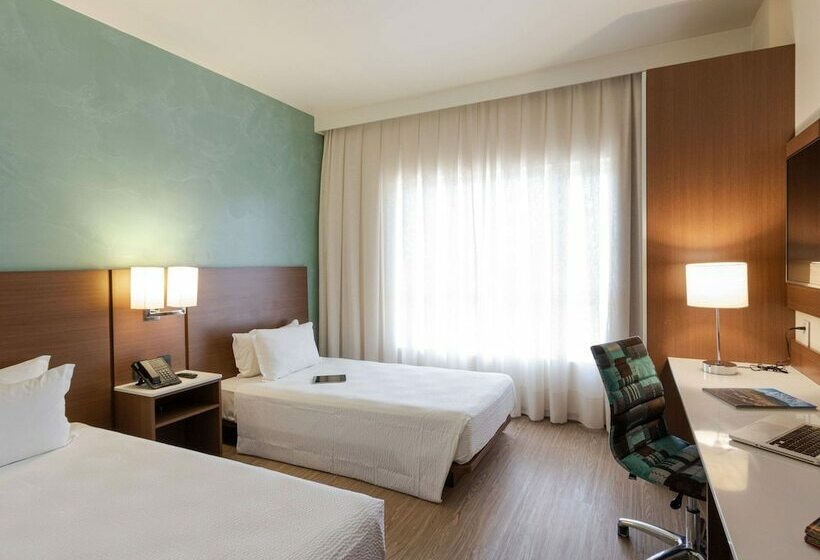 Апартаменты 1 Спальня, Ibis Styles Curitiba Aeroporto