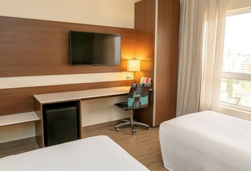 Апартаменты 1 Спальня, Ibis Styles Curitiba Aeroporto