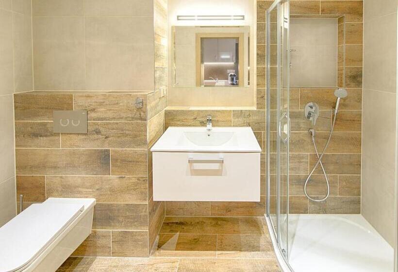 סטודיו סטנדרט עם מרפסת, Apartment Hotel Orion