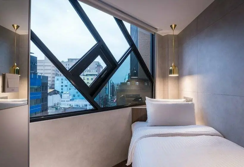 اتاق استاندارد یک نفره, Relax 5