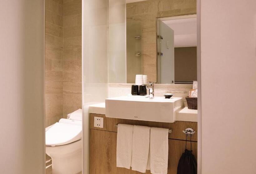 اتاق اجرایی سه نفره, Relax 5