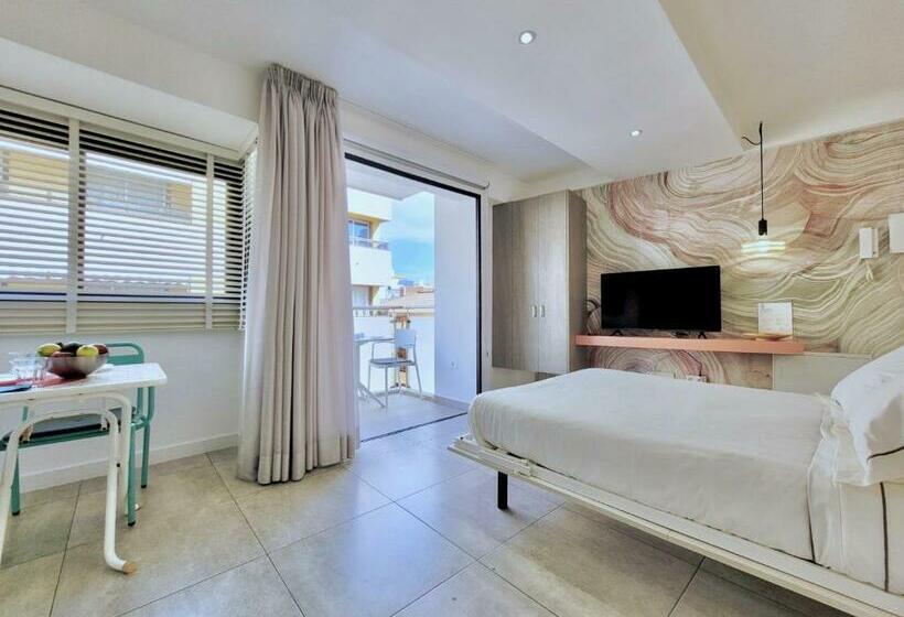 إستوديو ديلوكس, North Coast Apartments