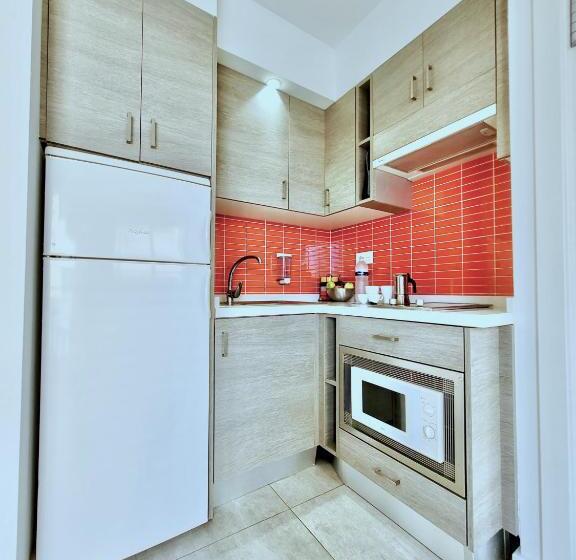 إستوديو ديلوكس, North Coast Apartments